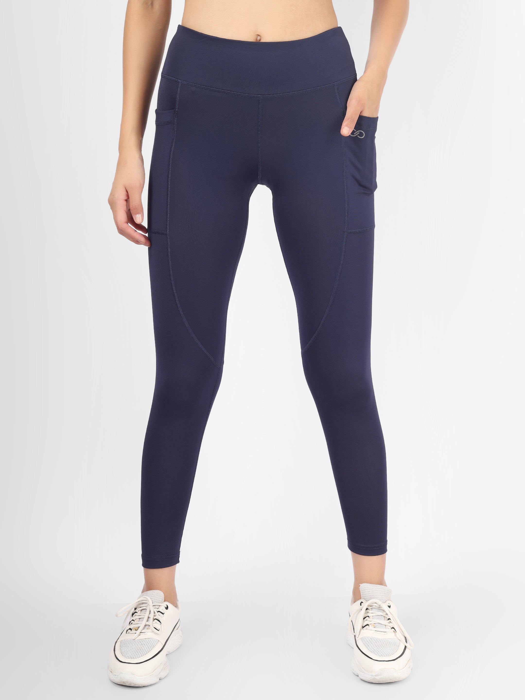 20 Best Leggings and Yoga Pants With Pockets 2023