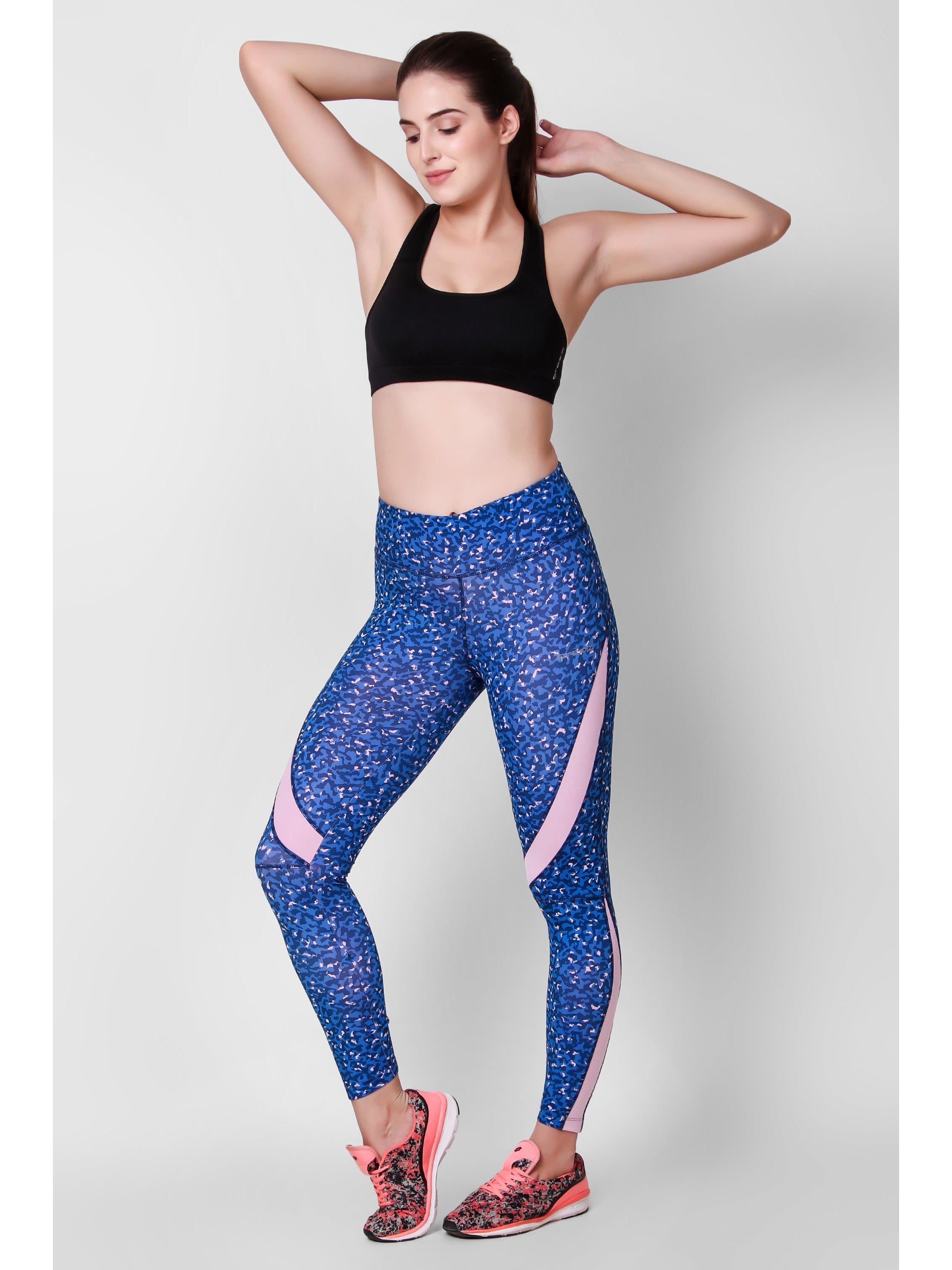 Essential Contour Paneled Leggings